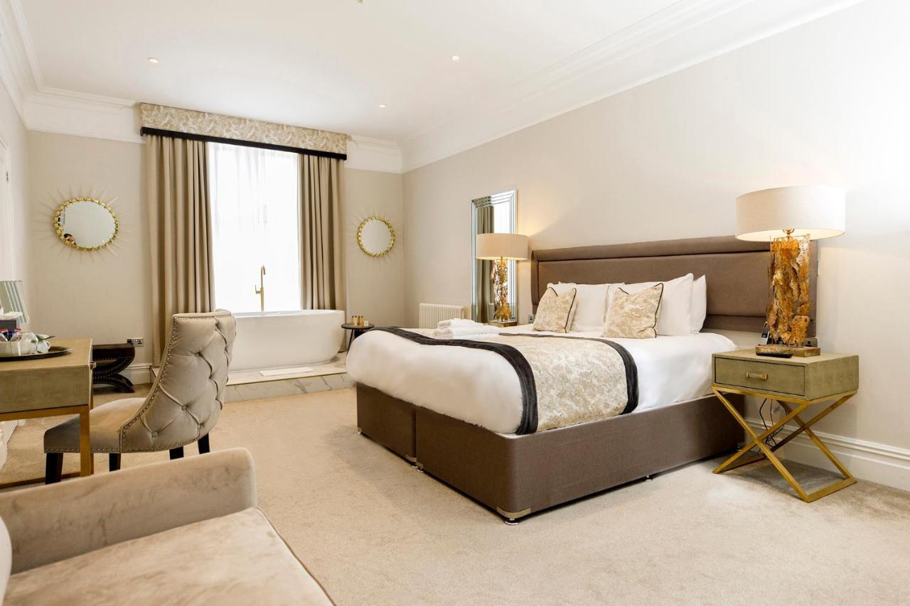 Lanelay Hall Hotel & Spa Hensol Exterior photo A bedroom at the hotel